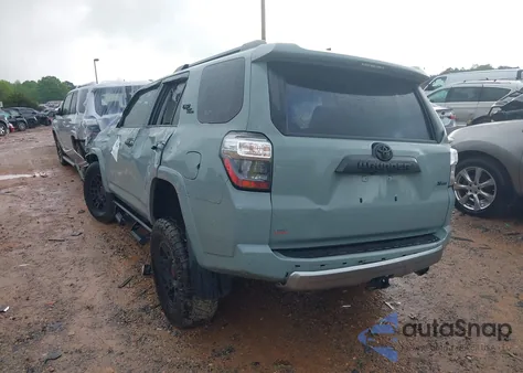 2022 Toyota 4Runner Trd Off Road из США, поврежденный, VIN JTEPU5JR8N6003449